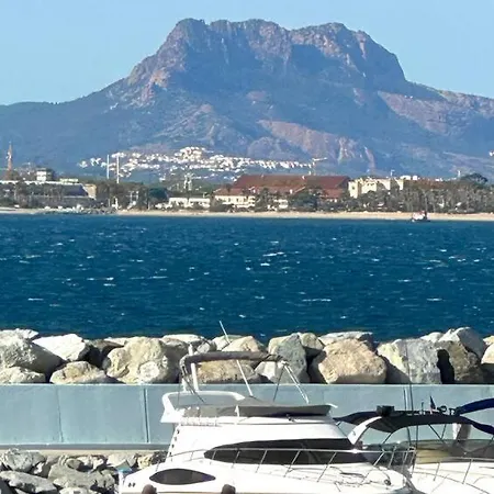 Rez-jardin Renove A Saint-raphael, Cote D'azur Apartman Saint-Raphaël