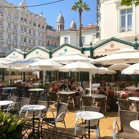 Apartman Rez-jardin Renove A Saint-raphael, Cote D'azur