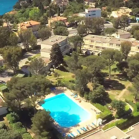 Apartman Rez-jardin Renove A Saint-raphael, Cote D'azur